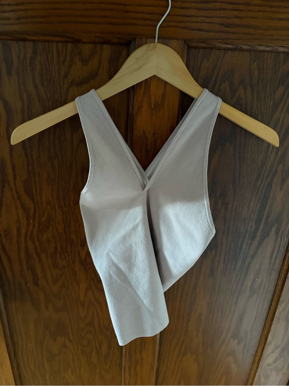 Aritzia Sleeveless V Neck Crop Tank Top - Pale Pink EUC Small